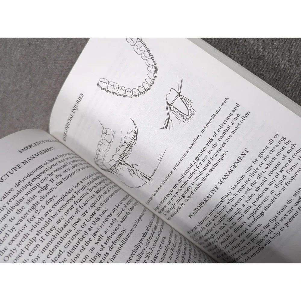 Emergency War Surgery Second US Revision NATO Handbook 1988‎ (Delta Group 1992)